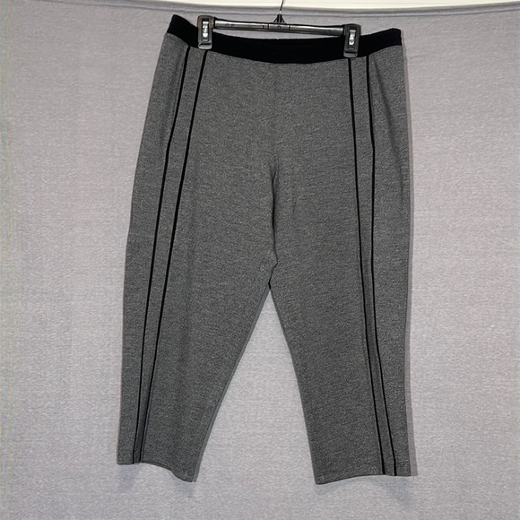 Lululemon Light Strides Crop Pants size 12 - Picture 2 of 10